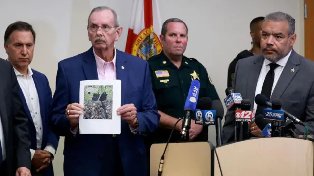 पाम बीच काउंटी के शेरिफ़ रिक ब्रेडशॉ