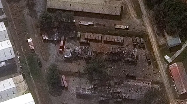 Спутниковые снимки показывают, что главная военная база Fuerte Tiuna в Каракасе была сильно разрушена