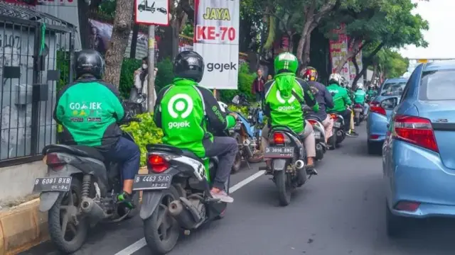 Ojek, online