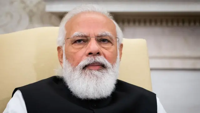 नरेंद्र मोदी