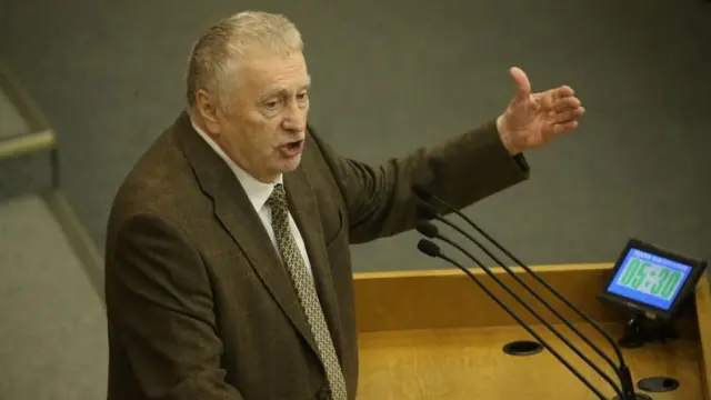 রাশিয়ার উগ্র-জাতীয়তাবাদী রাজনীতিবিদ ভ্লাদিমির ঝিরিনোভস্কি