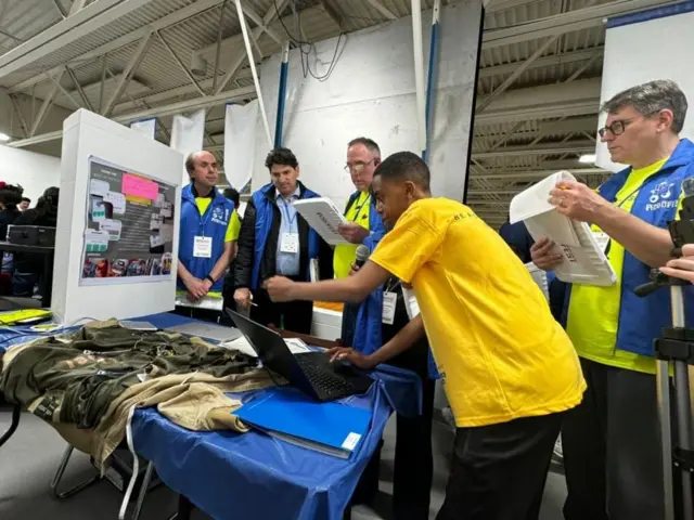 እቶም ተመሃሮ ንምህዞኦም ከቕርቡ እንከለው