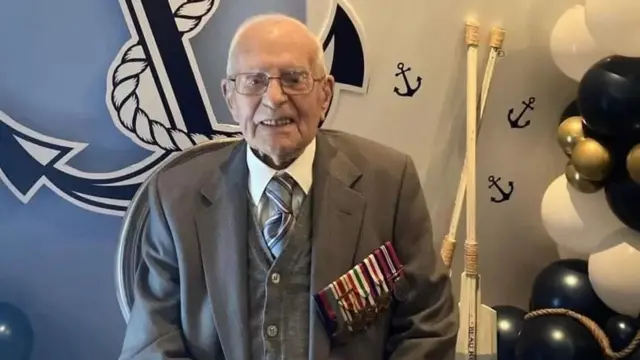 Morrell Murphy markii dambe wuxuu dib ugu laabtay ciidamadii badda