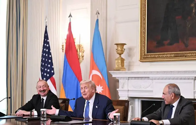 Aliyev, Trump ve Paşinyan 8 Ağustos'taki imza töreninde