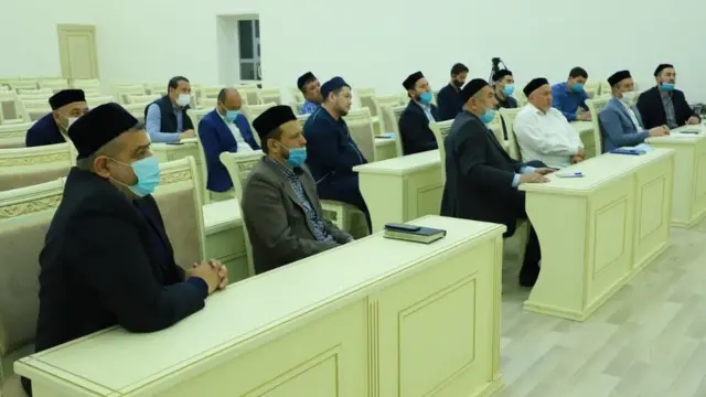 Юнусобод туманидаги масжид имомлари