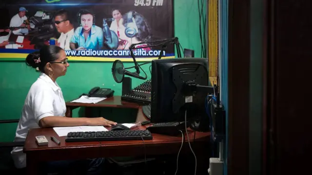 Miuriel en Radio Uraccan