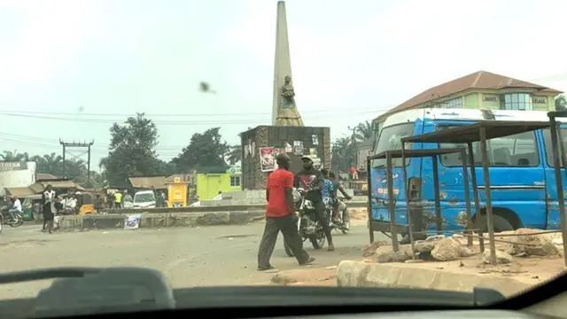 Unknown gunmen "Imo state" news: [Orlu shooting fotos]