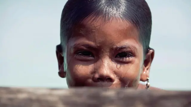 మాకెన్ జాతి పిల్లాడు