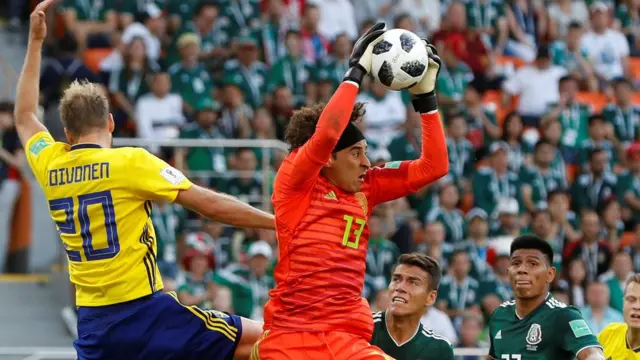 Ochoa ha tenido que intervenir ya en tres ocasiones.