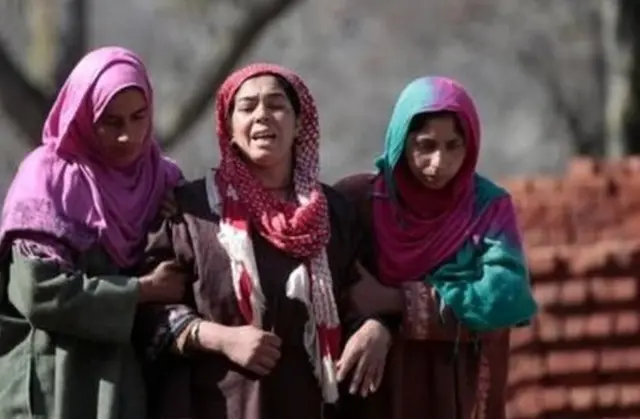 காஷ்மீர் பிரச்சனைக்கு பலிகடாவான படிப்பில் கெட்டியான 12 வயது சிறுவன்