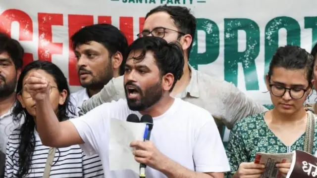 కాక్రోచ్ జనతా పార్టీ, ఆందోళనలు, నీట్ ప్రశ్నపత్రం లీకేజీ, అభిజీత్ దీప్కే