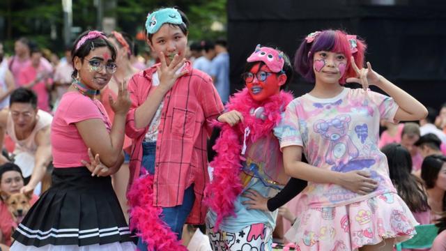 新加坡芳林公園「粉紅點」LGBT集會上的參加者（1/7/2017）