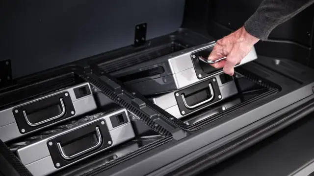 باتری‌های خالی سیتی‌ وان را می‌توان با باتری‌های شارژ شده عوض کرد