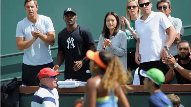 Los padres de Naomi durante un partido en Roland Garros.