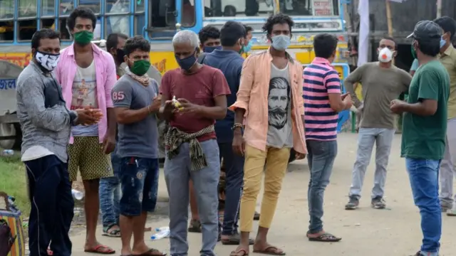 प्रवासी मज़दूर