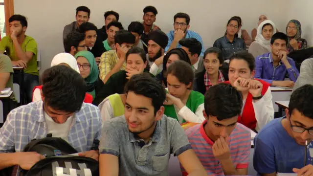 राइजिंग सेंटर