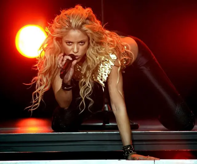 Di singer say she writes music "to make sense of the world"