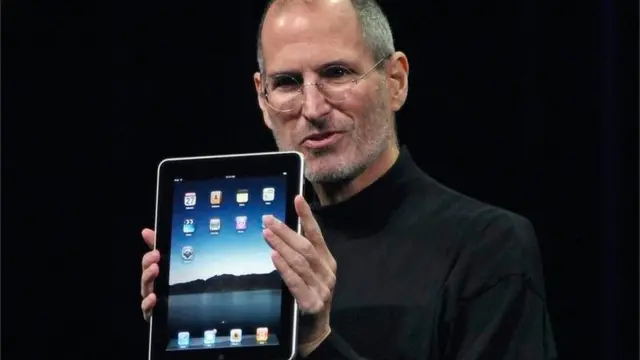 Steve Jobs apresenta o iPad