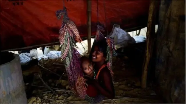 ဘင်္ဂလားဒေ့ရှ်ရောက် ဒုက္ခသည်