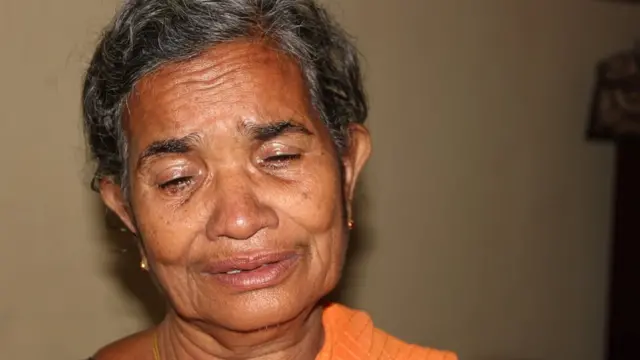 ఎవర్ని కదిలించినా కన్నీటి కథలే!