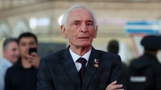 Василий Лановой