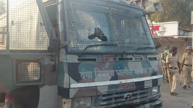 दंगा नियंत्रण वाहन