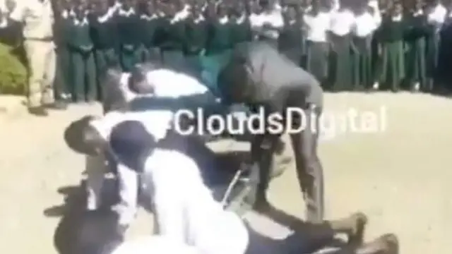 Video ya Mkuu wa mkoa Albert Chalamila akiwachapa viboko wanafunzi wa shule ya bweni ya Kiwanja ilienea kwenye mitandao ya kijamii