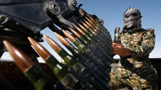 Irak ordusunun müttefiki Şii milisler.