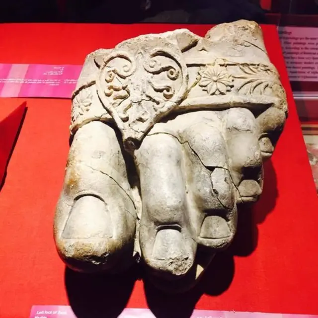 لرغوني اثار