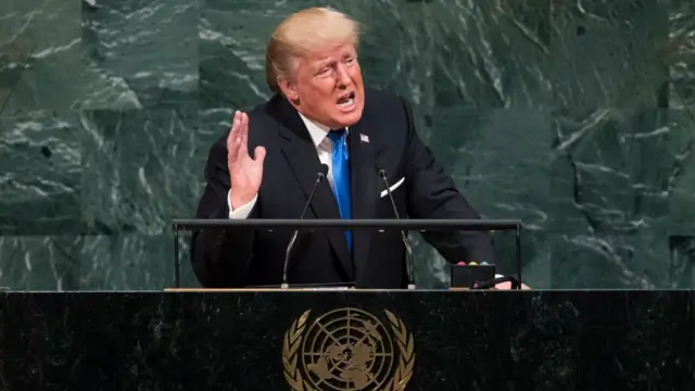 डोनल्ड ट्रंप