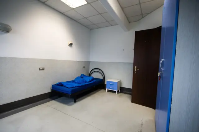 beskućnici, kovid hotel