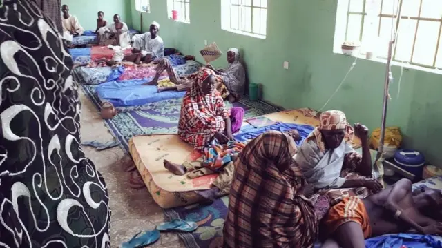 Awọn alaisan sun silẹ ni ileewosan kan