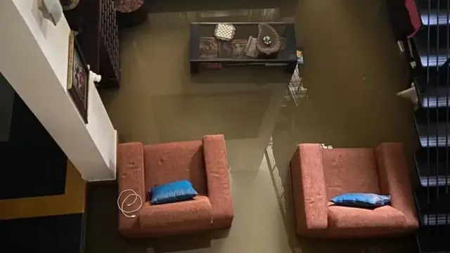 ఇంటిలోకి వచ్చిన నీరు