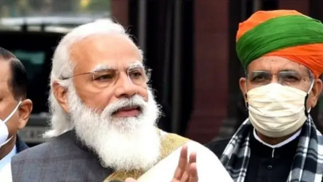 'દરરોજ ત્રણ હજારથી વધારે લોકો મરી રહ્યા છે અને વડા પ્રધાન નરેન્દ્ર મોદી છબિ ન ખરડાય તે માટે પ્રયાસ કરી રહ્યા છે.'