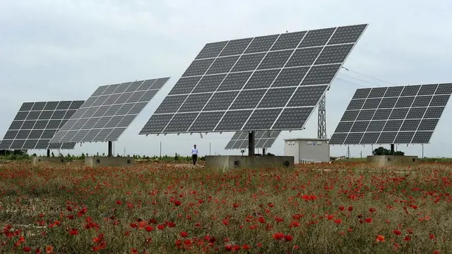 сонячні батареї