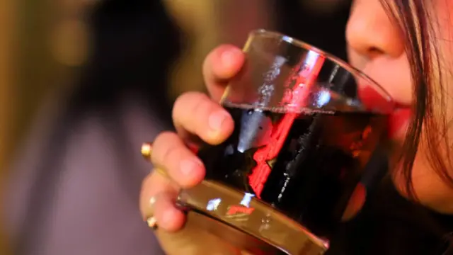 પ્રતીકાત્મક તસવીર