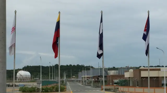 Entrada al complejo petrolero "Supremo sueño de Bolívar" en Miramar, Nicaragua.