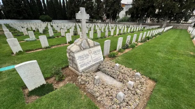 Grob Katarine Harlej na Zejtinliku