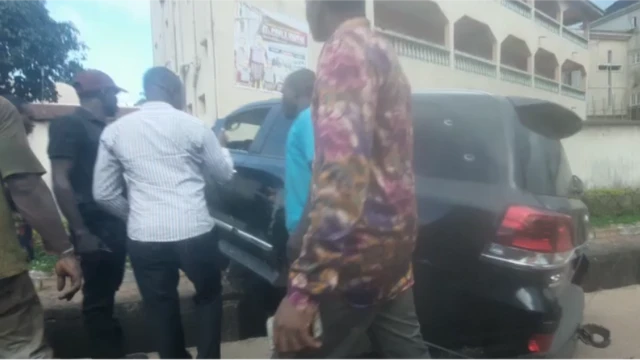 Ndị ekperima wakporo ụgbọala a