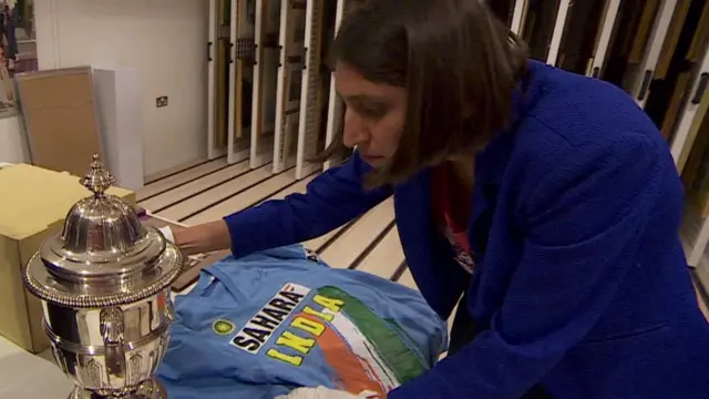 1983 की विश्व कप ट्रॉफी