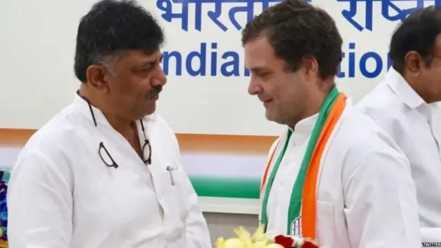 डी के शिवकुमार आणि राहुल गांधी