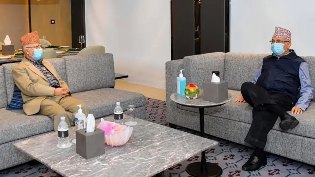 केपी ओली र माधव नेपाल