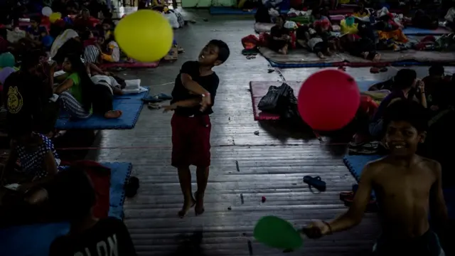 pengungsi akibat letusan Gunung Agung