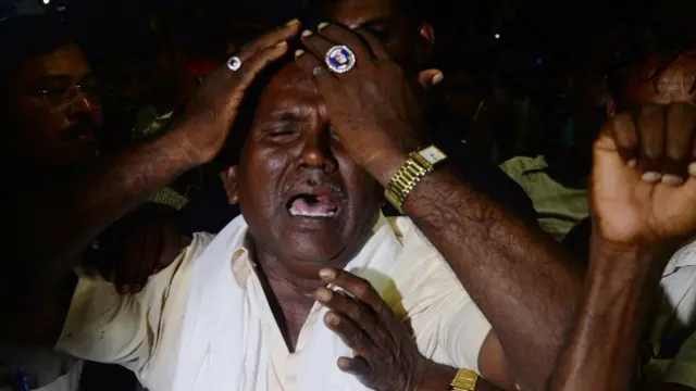 நான் ஏன் கருணாநிதியை சந்திக்கக் கூடாது என்று முடிவெடுத்தேன்? - நெகிழும் குஷ்பு