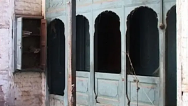 అలనాటి భవనాలు