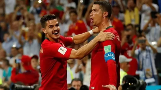 Cristiano Ronaldo celebró su "hat trick"