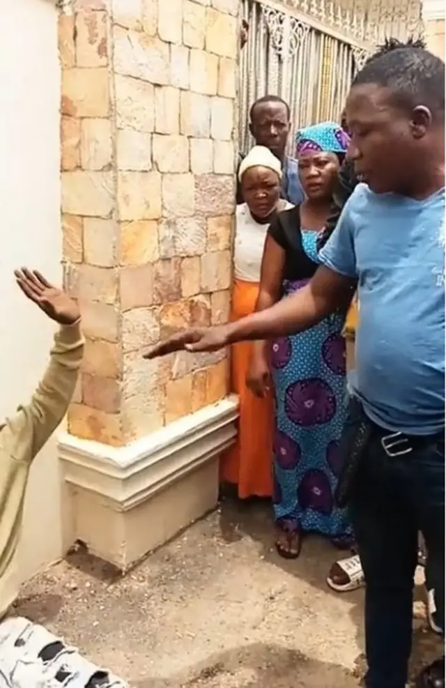 Sunday Igboho n ba awọn afurasi sọrọ