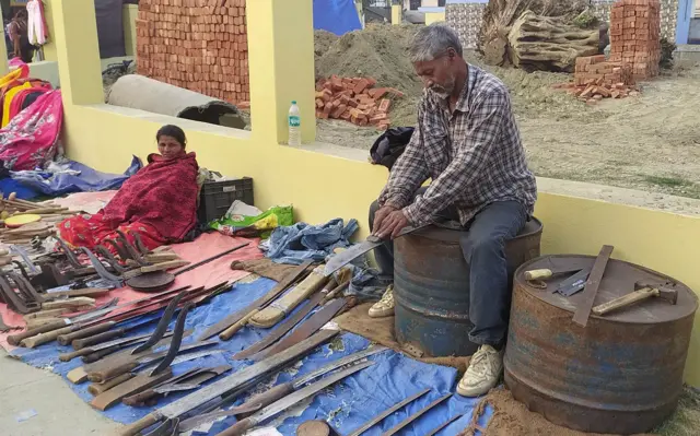 ब्यापार