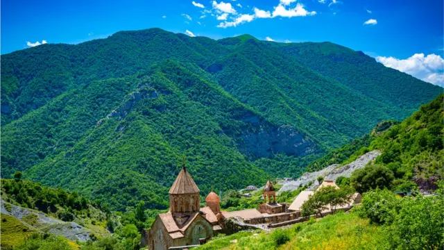 Xudavəng monastırı