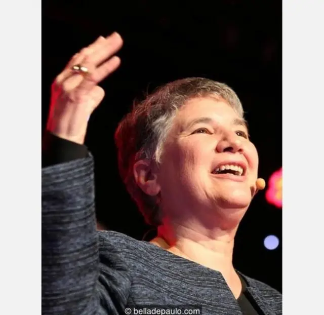 बेला डी पॉलो यांनी या प्रकाराला 'सिंगलीझम' असे नाव दिलं आहे